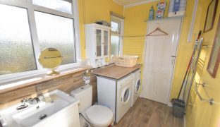 Repps with Bastwick - 2 Bedroom detached bungalow