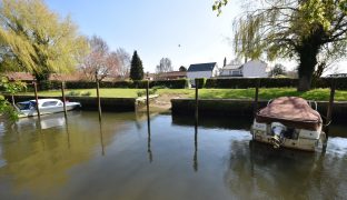 Beccles - 2 Bedroom End of terrace