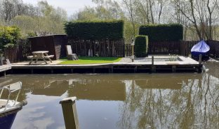 Wayford Bridge - Mooring Plot