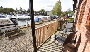 Wroxham - 3 Bedroom Town House