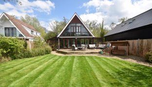 Hoveton - 4 Bedroom Detached house