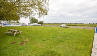 Potter Heigham - Mooring Plot