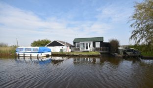 Potter Heigham - 3 Bedroom Bungalow