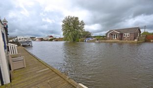 Repps with Bastwick - 3 Bedroom Detached bungalow