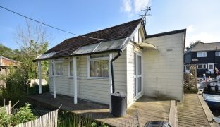 Hoveton - 1 Bedroom Bungalow 