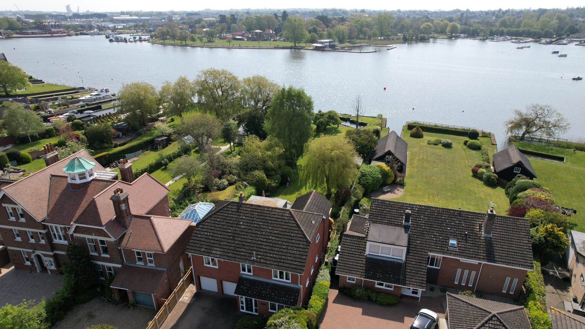 5 bed detached property, Oulton Broad Waterside Estate Agents