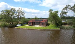 Ludham - 3 Bedroom detached bungalow