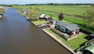 Repps with Bastwick - 3 Bedroom Bungalow