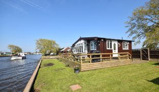 Repps with Bastwick - 3 Bedroom Bungalow