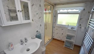 Repps with Bastwick - 3 Bedroom Bungalow
