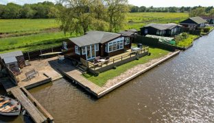 Repps with Bastwick - 3 Bedroom Bungalow