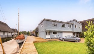 Horning - 3 Bedroom Detached House with Moorings