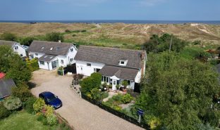 Winterton on Sea - 2 Bedroom 2 bed semi-detached