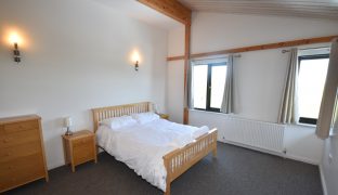 Martham - 6 Bedroom Detached house