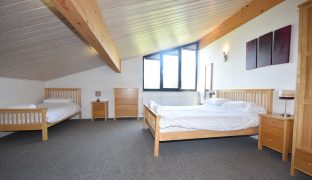 Martham - 6 Bedroom Detached house