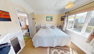 Repps with Bastwick - 3 Bedroom detached bungalow