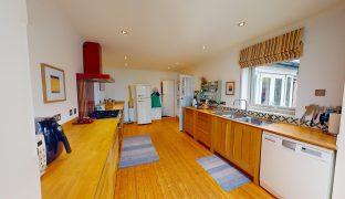 Hoveton - 4 Bedroom detached house