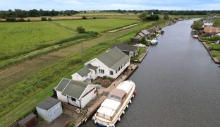 Repps with Bastwick - 3 Bedroom detached bungalow