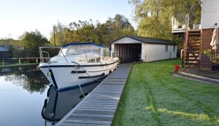 Wroxham - 6 Bedroom Detached house