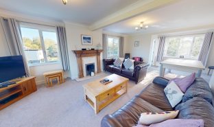 Wroxham - 6 Bedroom Detached house