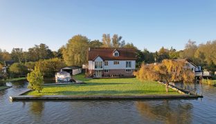 Wroxham - 6 Bedroom Detached house