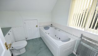Neatishead - 5 Bedroom Detached house