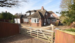 Neatishead - 5 Bedroom Detached house