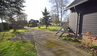 Neatishead - 5 Bedroom Detached house