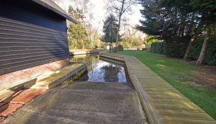 Neatishead - 5 Bedroom Detached house
