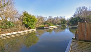 Neatishead - 5 Bedroom Detached house