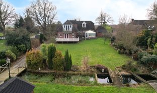 Neatishead - 5 Bedroom Detached house