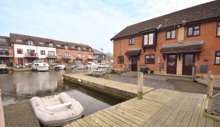 Horning - 2 Bedroom End town house