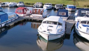 Potter Heigham - Mooring Plot