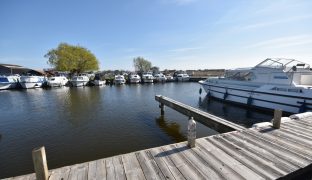 Potter Heigham - mooring plot