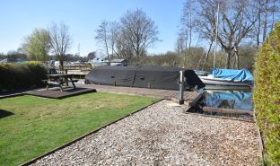 Wayford Bridge - Mooring plot