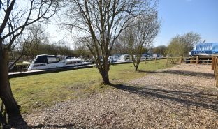 Wayford Bridge - mooring plot