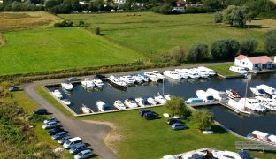 Potter Heigham - mooring plot