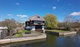 Horning - 4 Bedroom Detached house