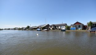Potter Heigham - 2 Bedroom detached bungalow