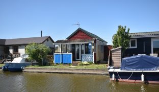 Potter Heigham - 2 Bedroom detached bungalow