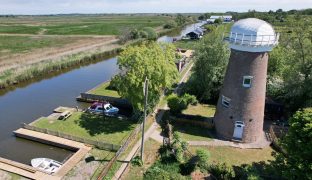 Martham - 3 Bedroom Converted mill