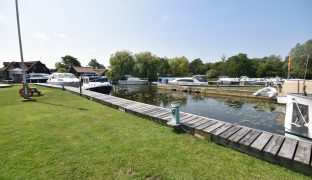 Horning - mooring plot
