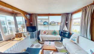 Repps with Bastwick - 2 Bedroom Detached bungalow