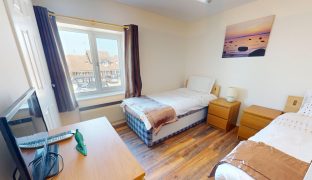 NR12 8TH - 4 Bedroom Semi-detached house