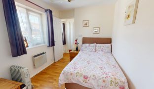 NR12 8TH - 4 Bedroom Semi-detached house