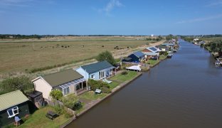 Potter Heigham - 1 Bedroom detached bungalow