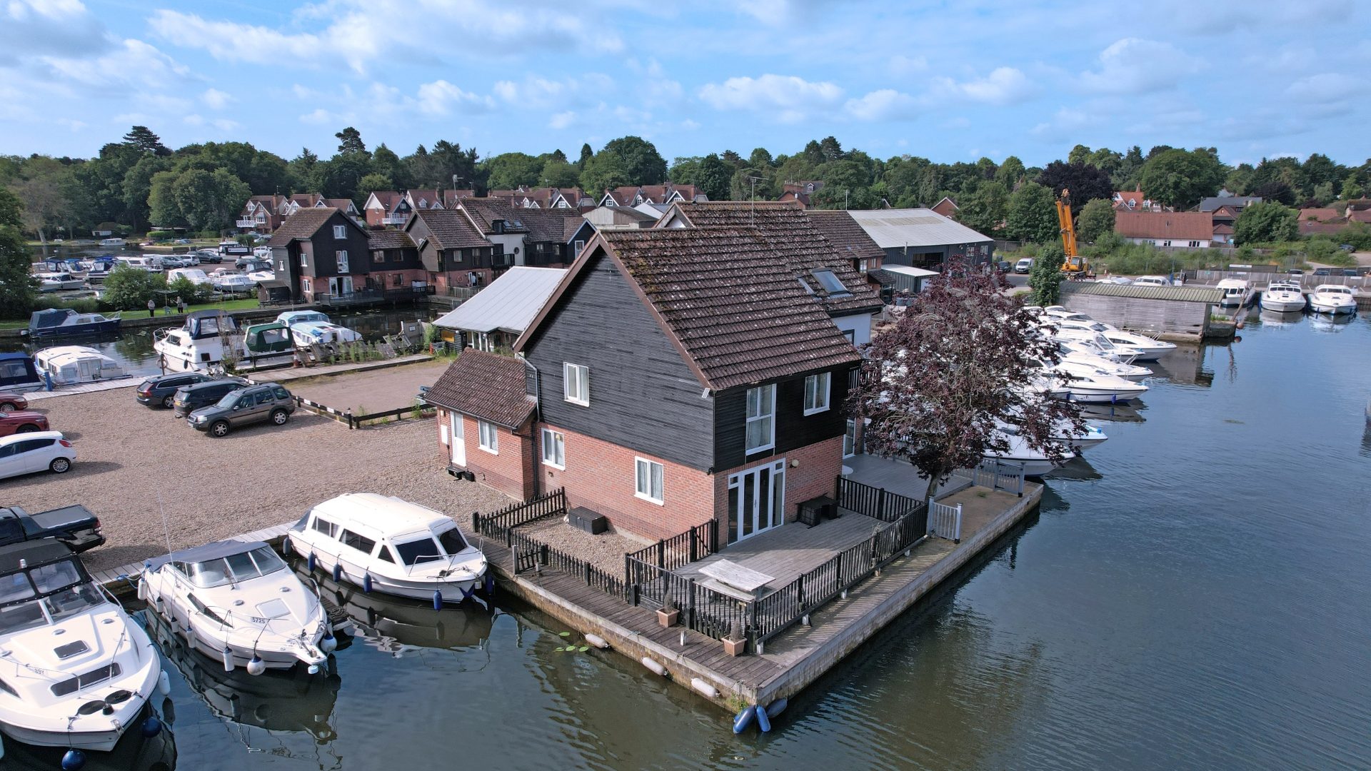 4 Bed Semi detached House Wroxham Waterside Estate Agents 4 Bed Semi detached House Wroxham Waterside Estate Agents