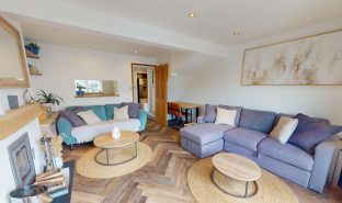 Hoveton - 3 Bedroom Town House