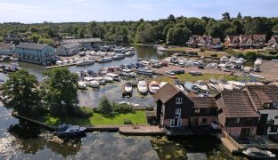 Wroxham - 3 Bedroom End terrace