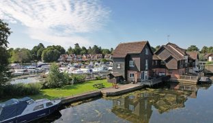 Wroxham - 3 Bedroom End terrace